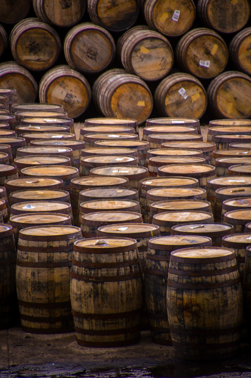 Crafting Scotch and Irish Whiskey: A Journey of Tradition and Innovation