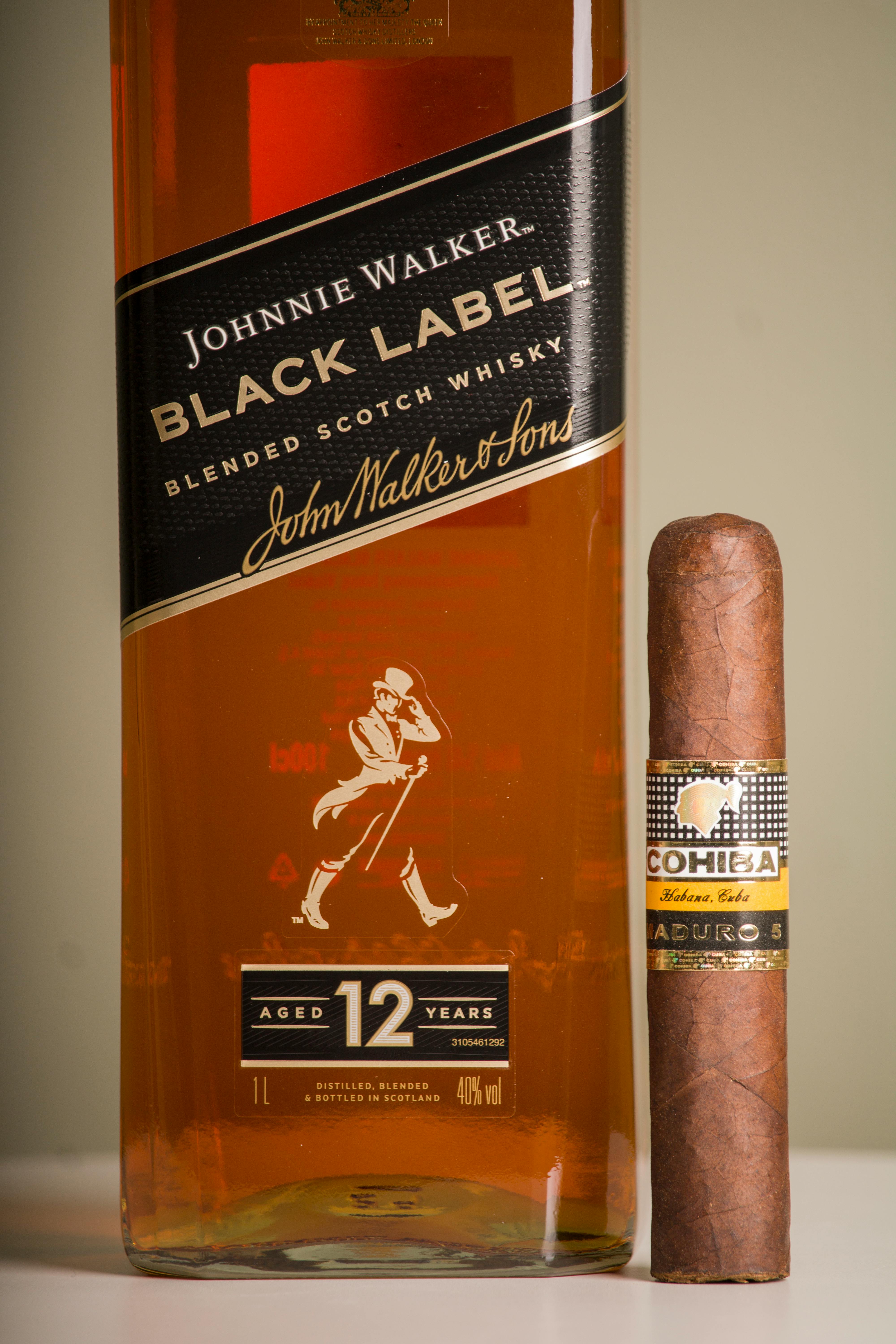 Cigar Pairing with Drinks: Elevate Your Smoking Experience